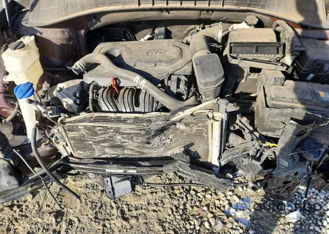 2020 Kia Sorento L z USA, uszkodzony, nr VIN 5XYPG4A36LG662786